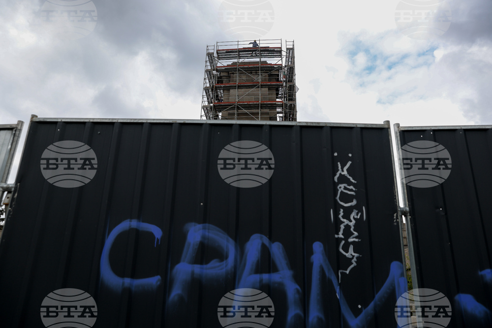 Княжеска градина  - скеле - демонтиране