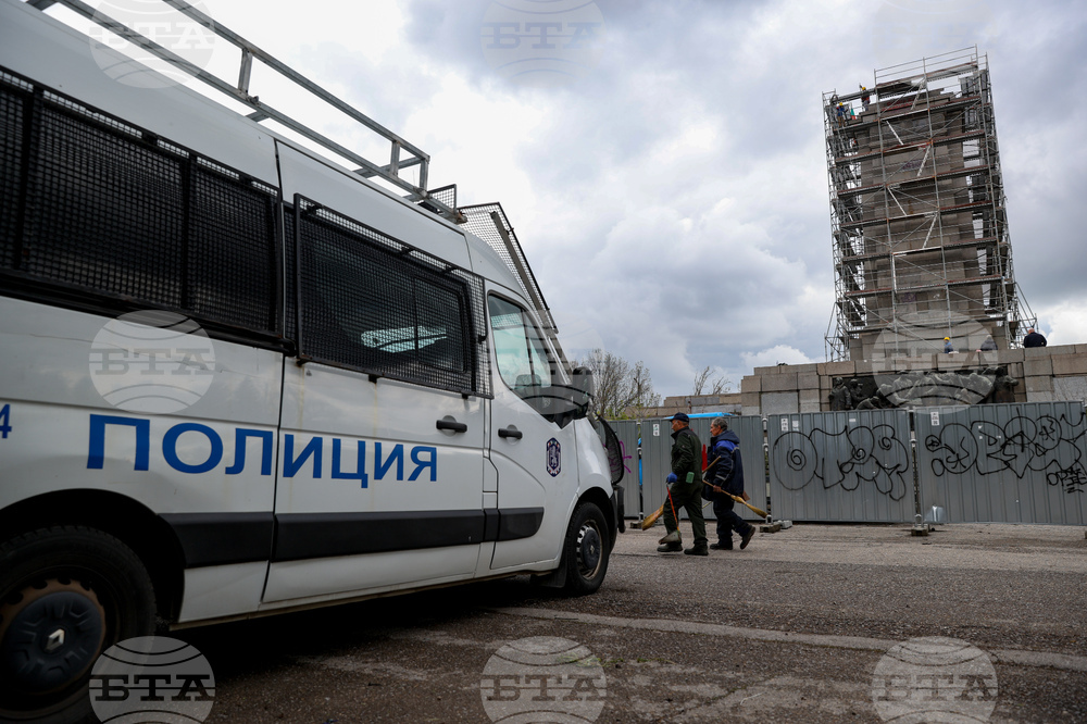 Княжеска градина  - скеле - демонтиране