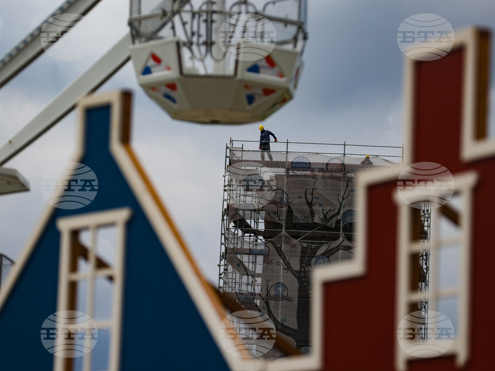 Княжеска градина  - скеле - демонтиране