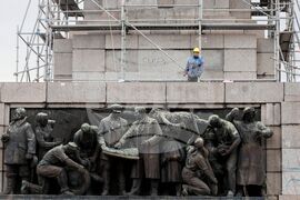 Княжеска градина - скеле - демонтиране