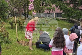 Гоце Делчев - Детска градина „Джани Родари“ - засаждане на юбилейно дърво