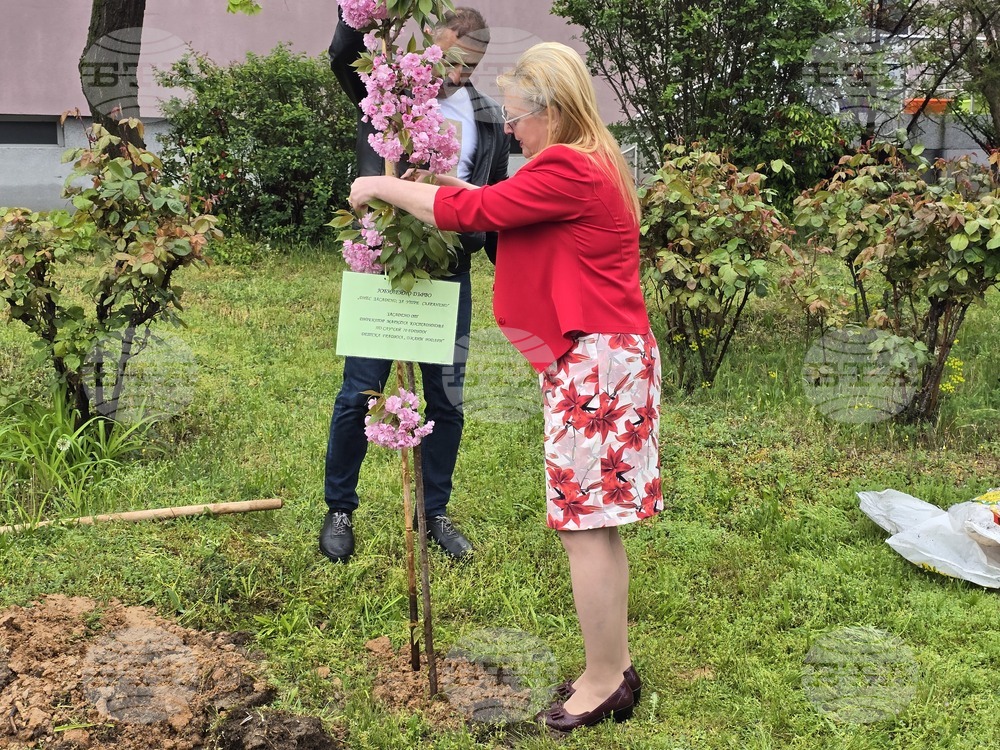Гоце Делчев - Детска градина „Джани Родари“ - засаждане на юбилейно дърво