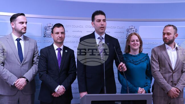 Единственото решение за спасението на Четвърта градска болница е сливането ѝ с Втора, заявиха от групата ПП-ДБ в СОС 