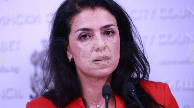 Сигурна съм, че от новото ръководство на Четвърта градска болница ще получим цялата информация за финансовото ѝ състояние, заяви Ваня Григорова