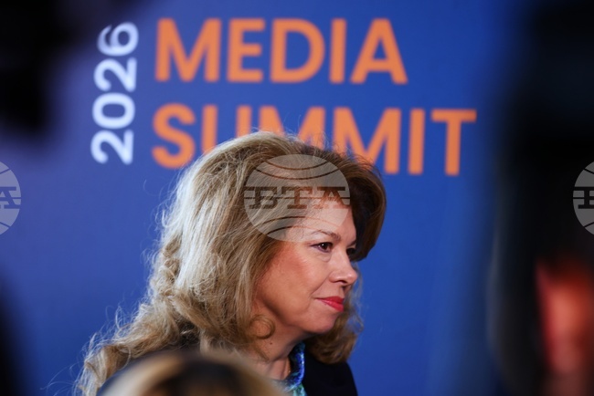 Президентът Илияна Йотова определи оставката на Борислав Сарафов като необходима, но само първа стъпка