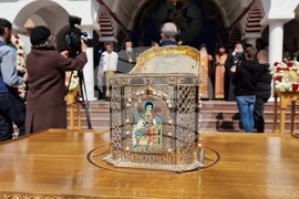 Румъния - манастир „Пантократор“- честната глава на свети Георги