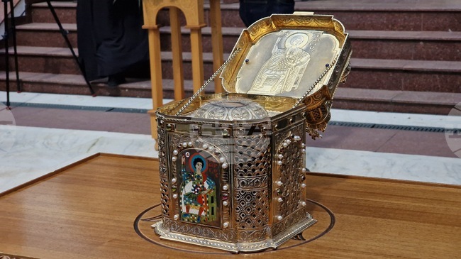 Честната глава на свети великомъченик Георги Победоносец пристигна в Румъния и бе изложена за поклонение в манастира "Пантократор“