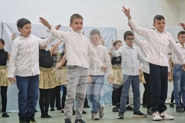 Разград - училища - форум