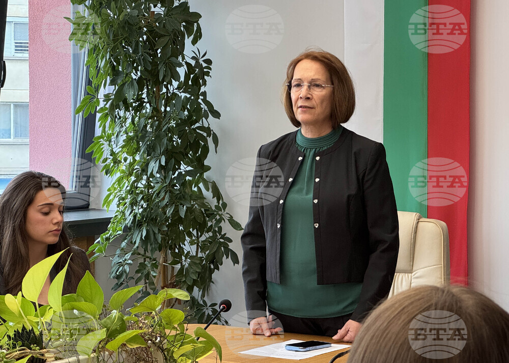 Казанлък - конкурс „Царица Роза“ - участници - среща