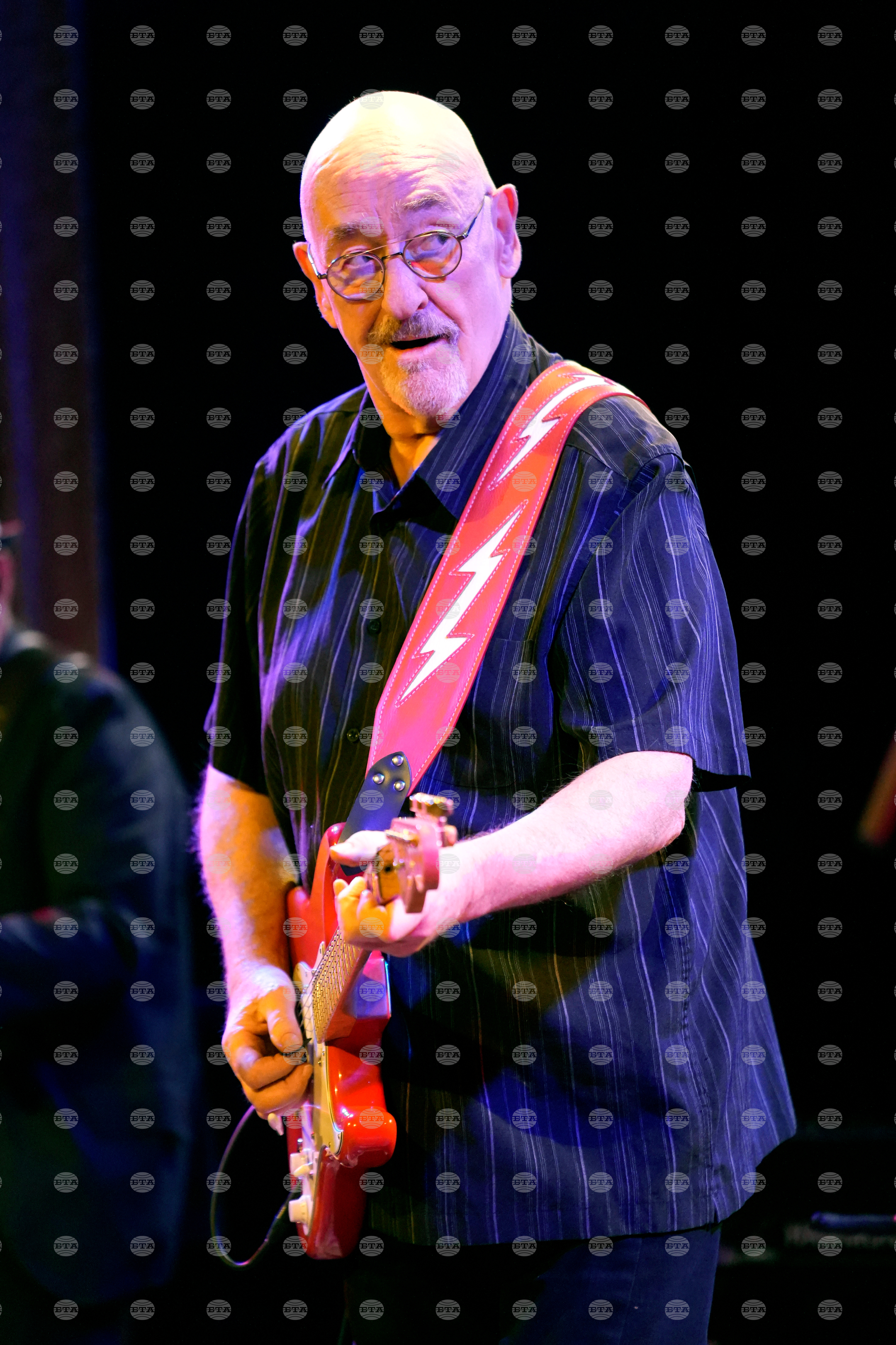 Obit Dave Mason