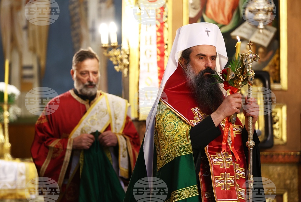 Храм „Св. вмчца Неделя“ - Лазар Български - мощи