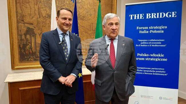 ПАП: Полският и италианският външен министър подписаха меморандум за стратегическо сътрудничество