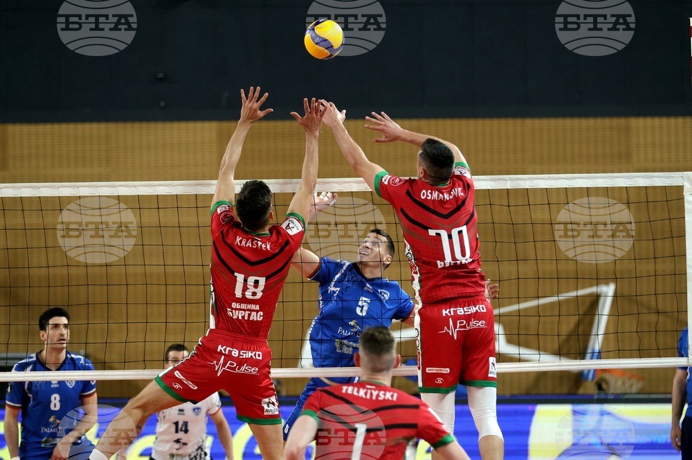 Волейбол - „Левски“ - „Нефтохимик 2010“