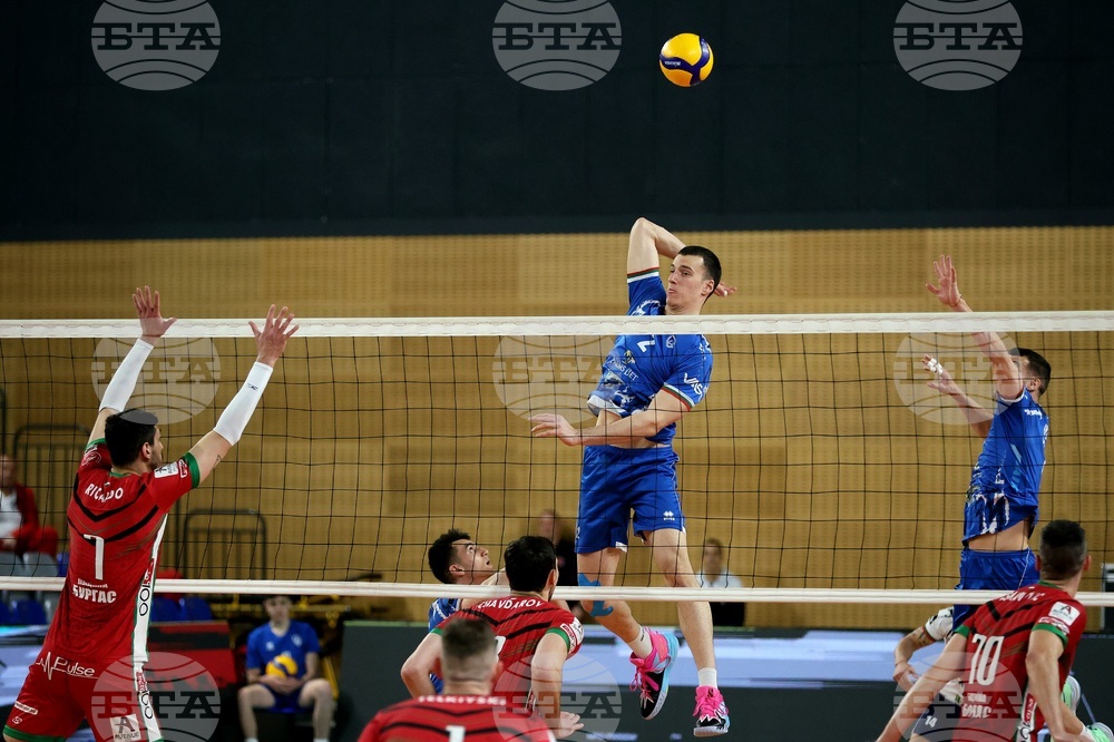 Волейбол - „Левски“ - „Нефтохимик 2010“