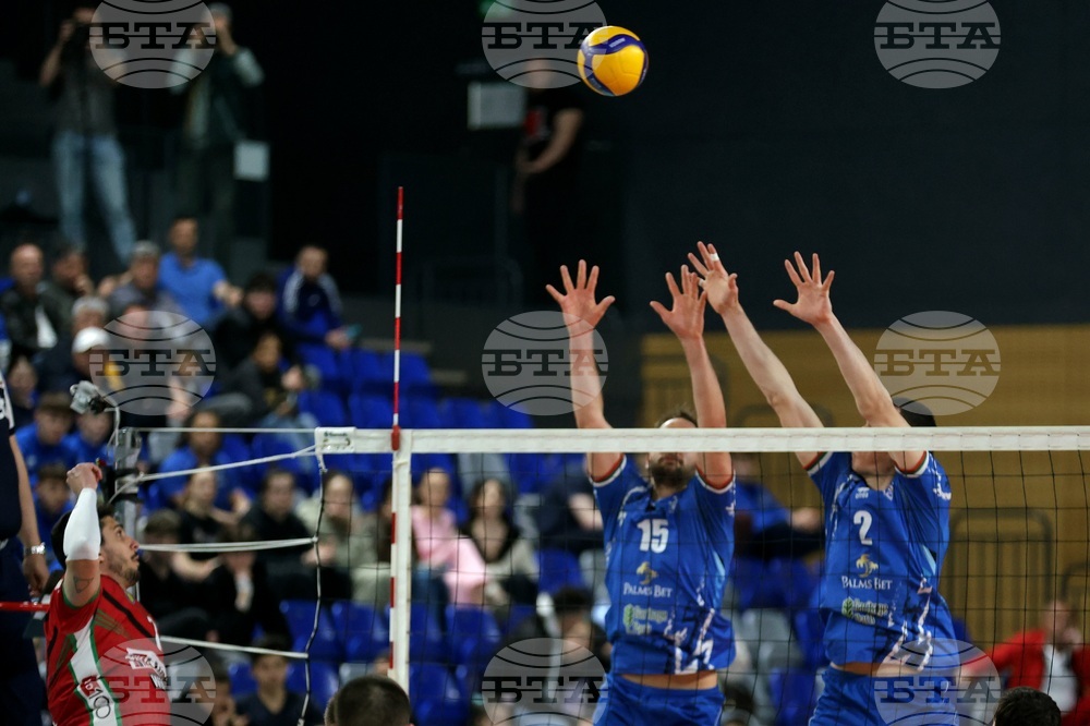 Волейбол - „Левски“ - „Нефтохимик 2010“