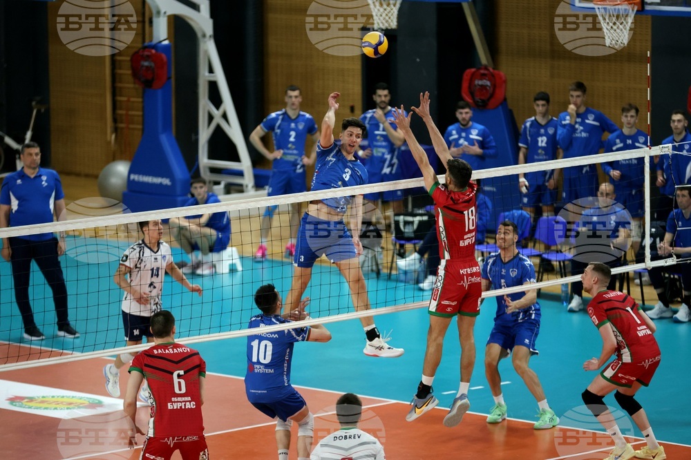 Волейбол - „Левски“ - „Нефтохимик 2010“