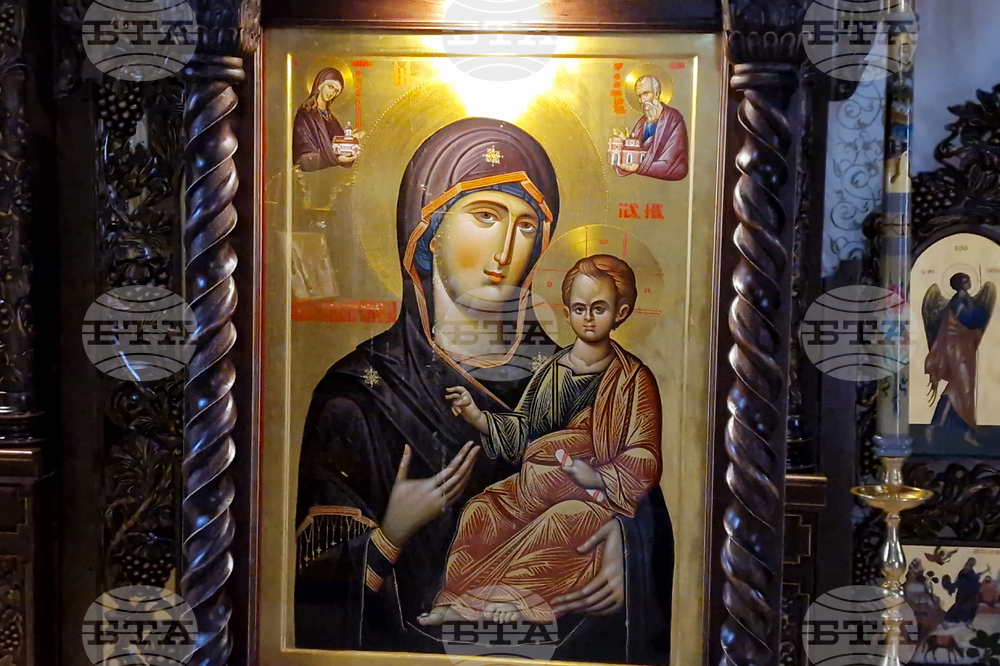 Румъния - Драганещ-Влашка - поклонение пред Честната глава на Свети Георги Победоносец