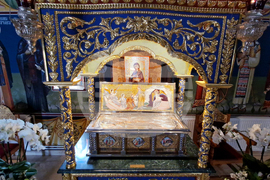 Румъния - Драганещ-Влашка - поклонение пред Честната глава на Свети Георги Победоносец