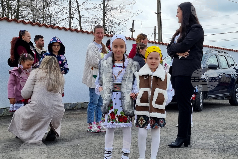 Румъния - Драганещ-Влашка - поклонение пред Честната глава на Свети Георги Победоносец
