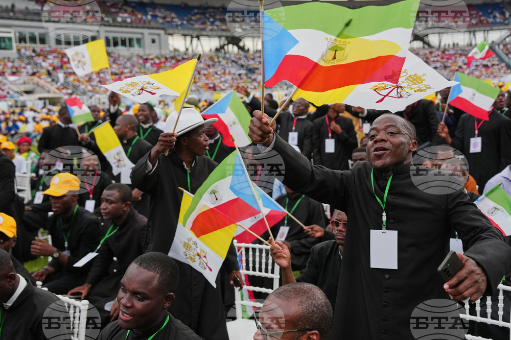 CORRECTION Equatorial Guinea Africa Pope