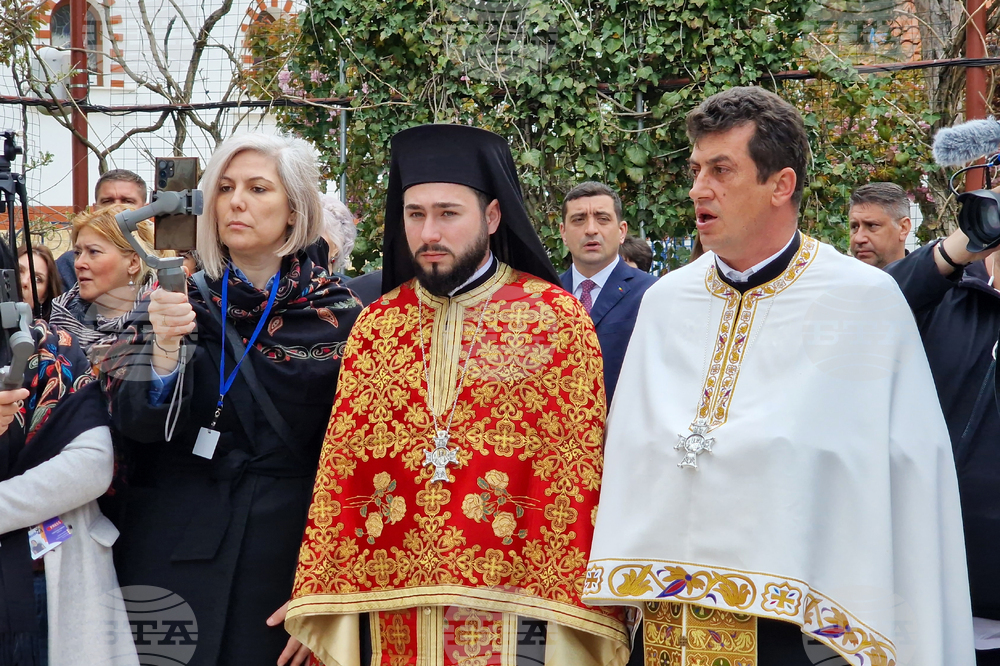 Румъния - Драганещ-Влашка - поклонение пред Честната глава на Свети Георги Победоносец