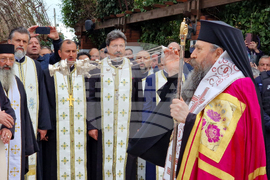 Румъния - Драганещ-Влашка - поклонение пред Честната глава на Свети Георги Победоносец