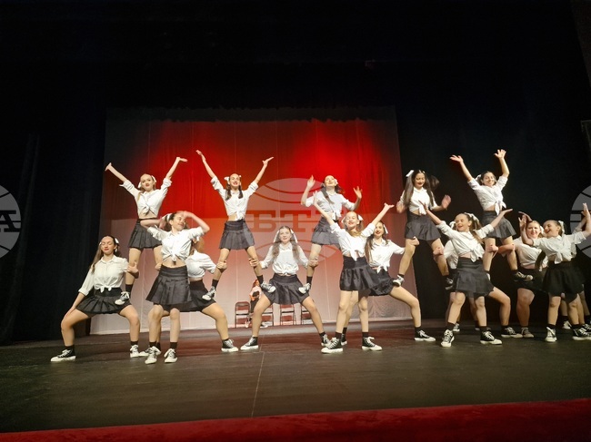 Разград - благотворителен концерт - „От деца за деца“