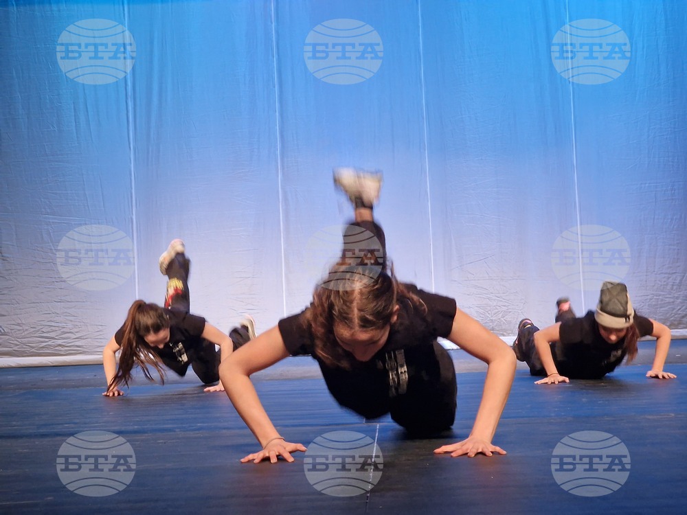 Разград - благотворителен концерт - „От деца за деца“