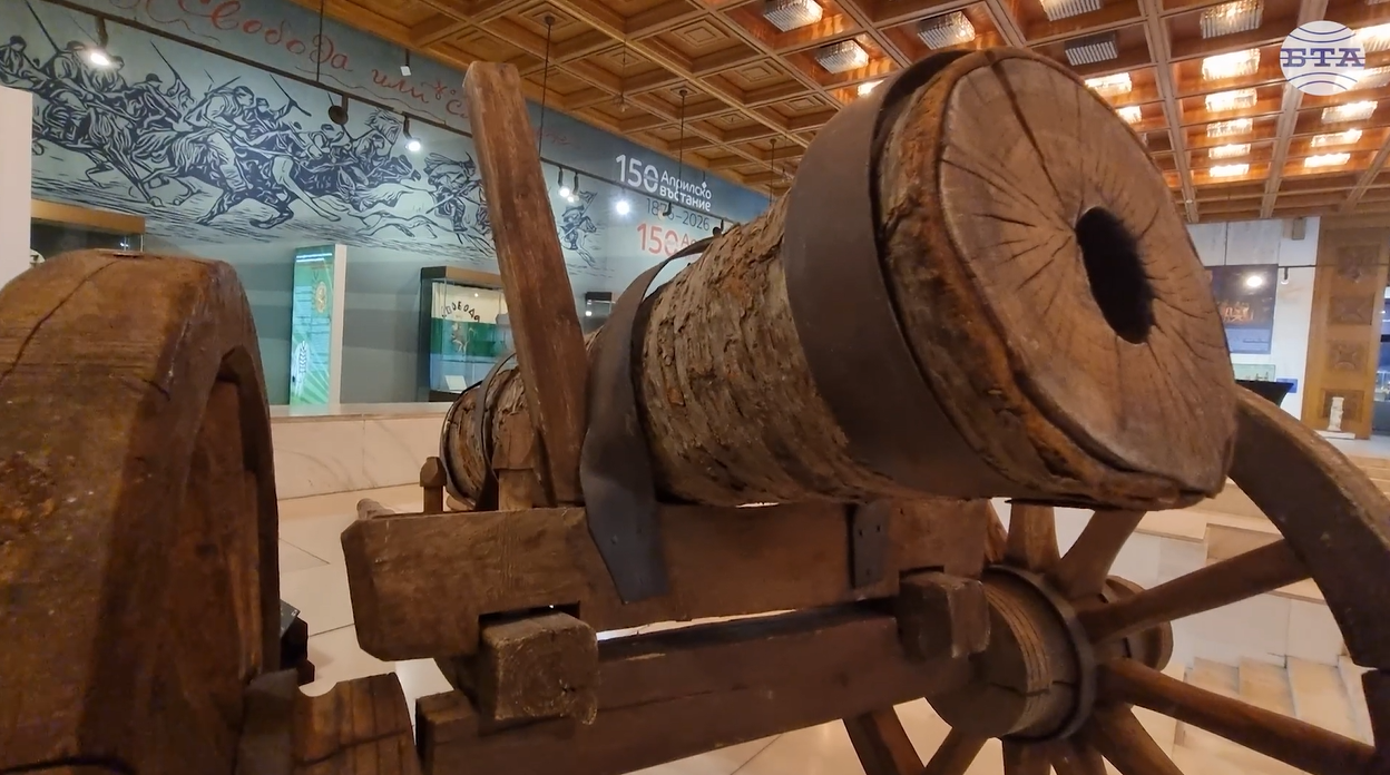 Изложбата „150 години Априлско въстание. Истории и разкази за героично време“ бе открита в Националния исторически музей