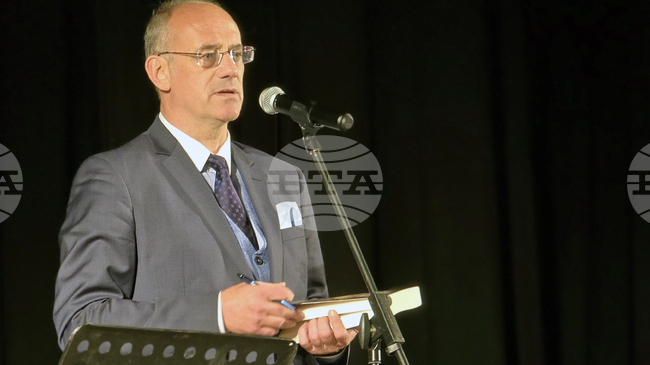 Проф. Атанас Семов представи във Видин книга и филм, посветени на 150-годишнината от Априлското въстание