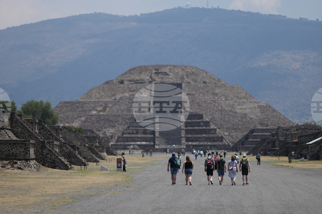 Mexico Teotihuacan Shooting