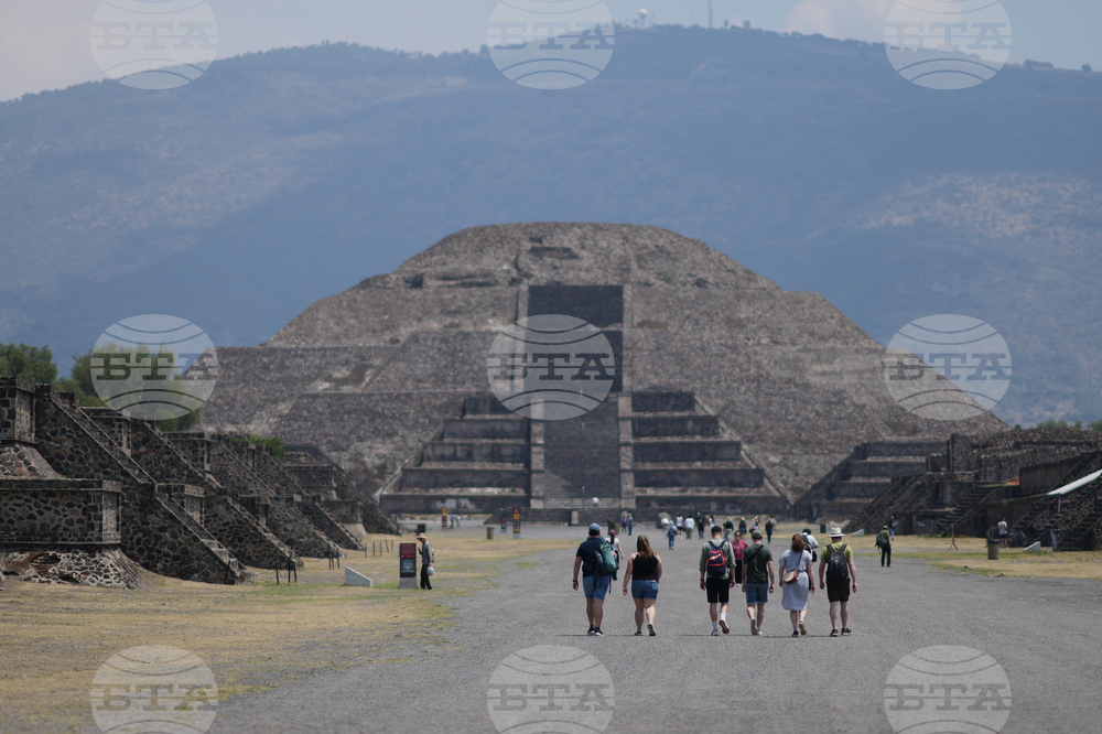 Mexico Teotihuacan Shooting