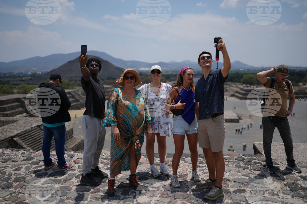 Mexico Teotihuacan Shooting