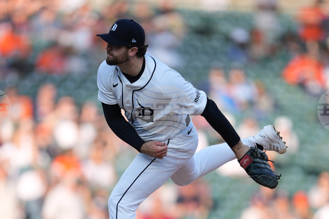 Brewers Tigers Baseball