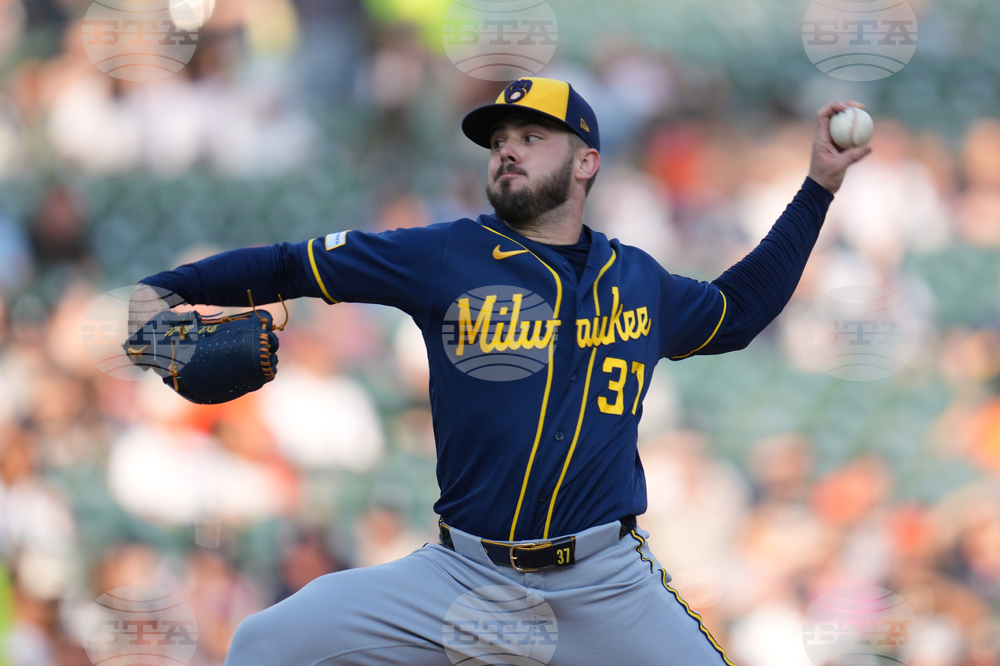 Brewers Tigers Baseball