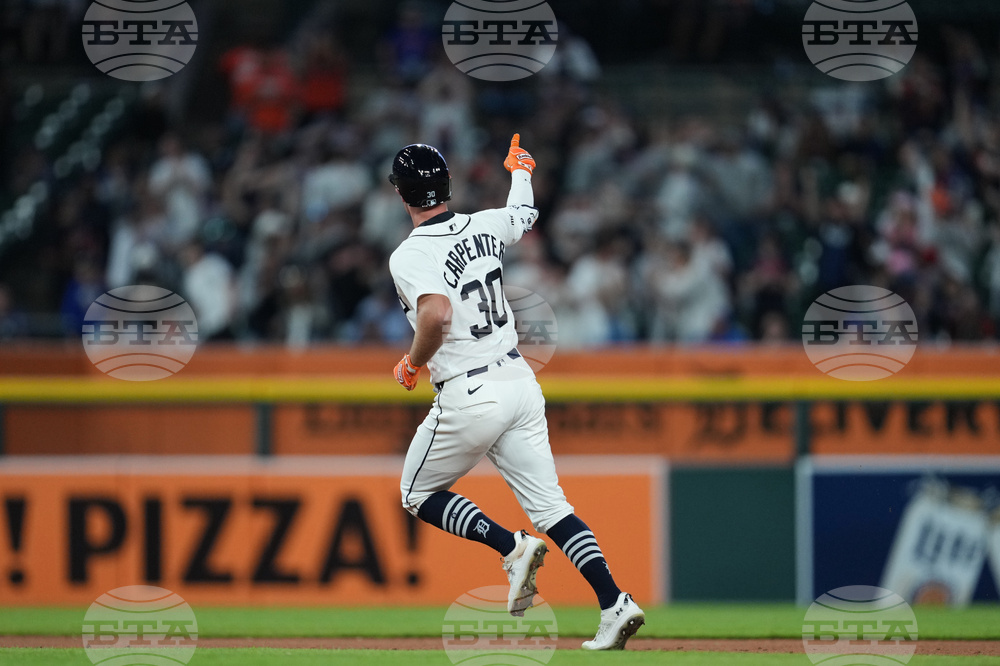 Brewers Tigers Baseball