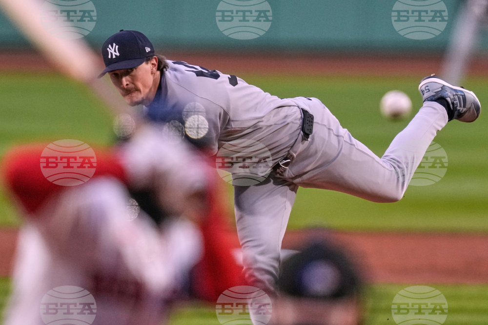 APTOPIX Yankees Red Sox Baseball