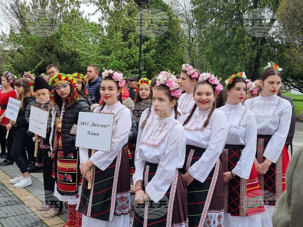 Плевен - танцов фестивал - ученици