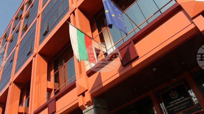 Няма препоръки за банкови плащания за СИК, сезирахме НАП за нарушения за 1,3 млн. лева, съобщиха от Сметната палата