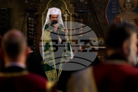 Храм „Св. вмчца Неделя“ - Лазар Български - мощи - литургия