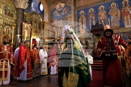 Храм „Св. вмчца Неделя“ - Лазар Български - мощи - литургия