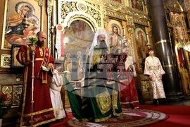 Храм „Св. вмчца Неделя“ - Лазар Български - мощи - литургия