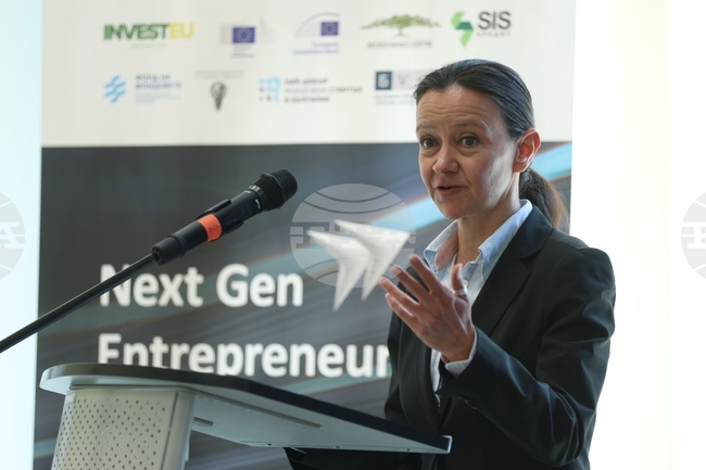 В България трябва да се развие културата за поемане на риск, каза служебният министър на иновациите Ирена Младенова на предприемачески форум 