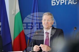 Национален пресклуб на БТА - Бургас - научна конференция - пресконференция - Милен Балтов