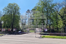 Шумен - изложба „Драсканици от задния чин“ - Михаил Методиев