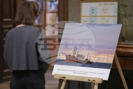 Фотоизложбата "От "Куцото куче" до научноизследователския кораб "Св. св. Кирил и Методий"