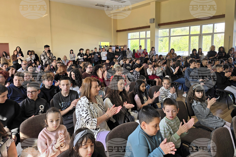 Свищов - Средно училище „Цветан Радославов“ - патронен празник