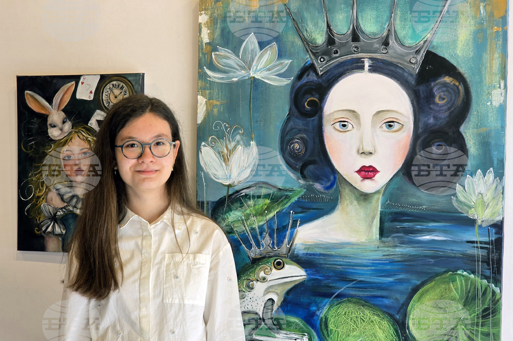 Кърджали - дебютна изложба - „Мелиса в страната на чудесата“