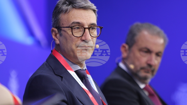 Важността на енергийната инфраструктура и договорите за доставка открои служебният министър на енергетиката Трайчо Трайков в Делфи 