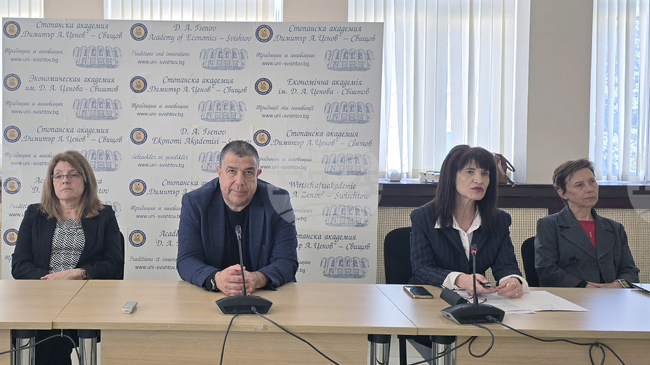 Агенцията по заетостта и Стопанската академия в Свищов представиха пред студенти възможности за кариерно развитие